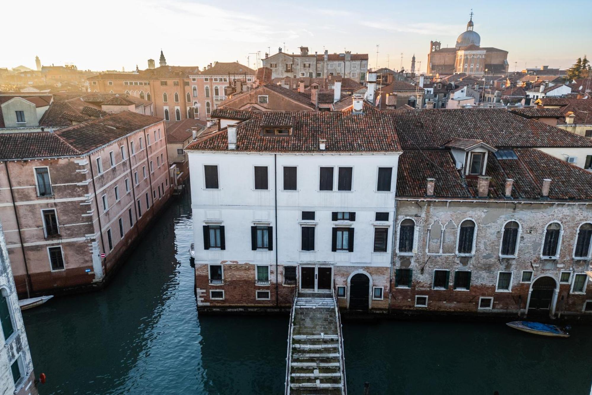 Santa Giustina Palace R&R Венеция Экстерьер фото